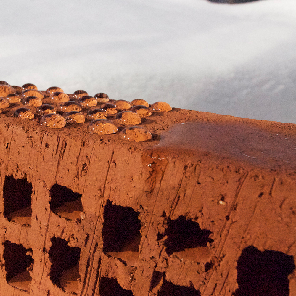 Ecobeton Brickcover for water repelling bricks Ecobeton Brickcover for water repelling bricks